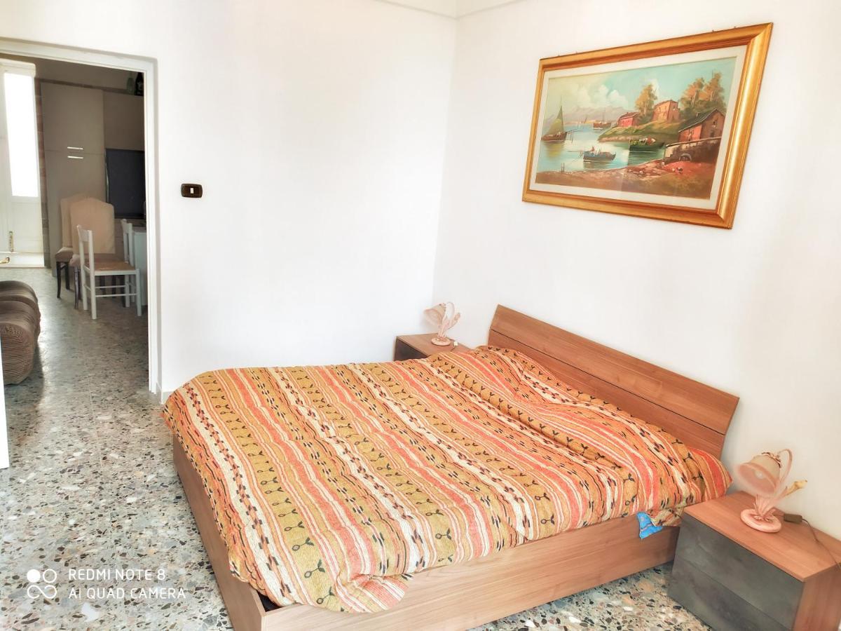 Casa Barletta Bed and Breakfast Monopoli Exteriör bild